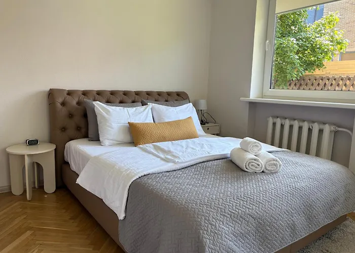 Big Family Apartment, 3 Bedrooms, Terrace, 1st Floor, Center * Palanga